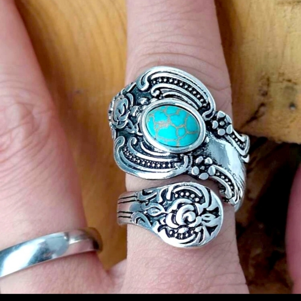 Boho Turquoise Antique Silver Cuff Ring - Picture 4 of 4